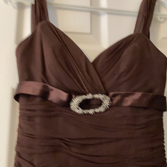 Brown CM Couture Gown Fitted size 4 - Picture 2 of 8